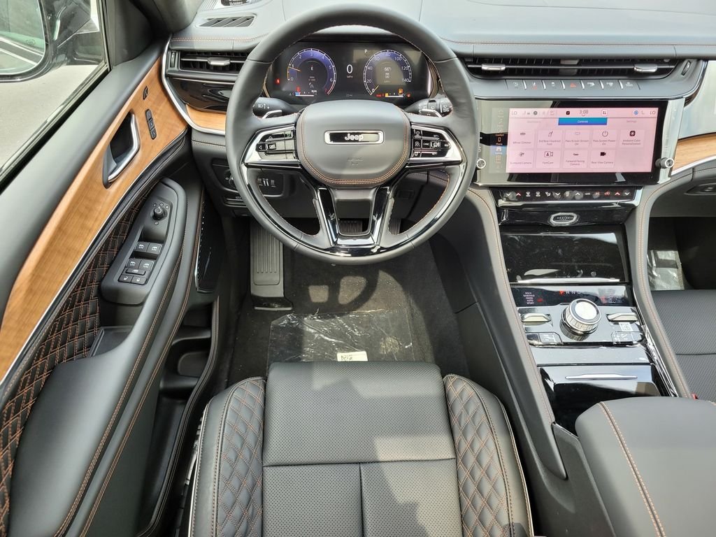 New 2026 Gray Jeep Summit image 7