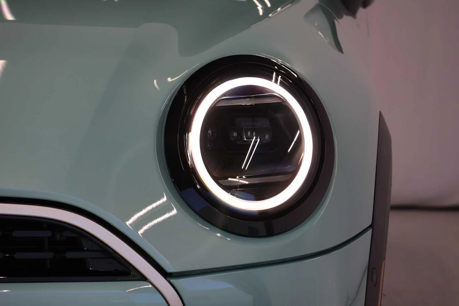 Used 2025 OCEAN WAVE GREE MINI Cooper image 4