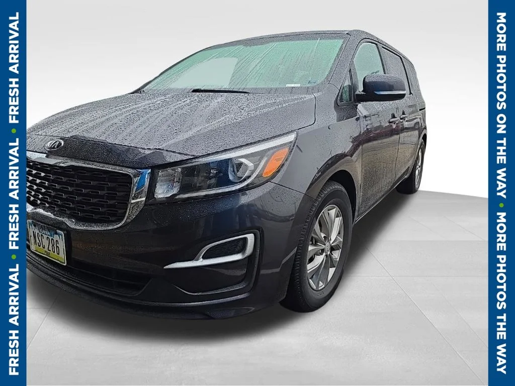 Used 2021 Gray Kia LX image 1
