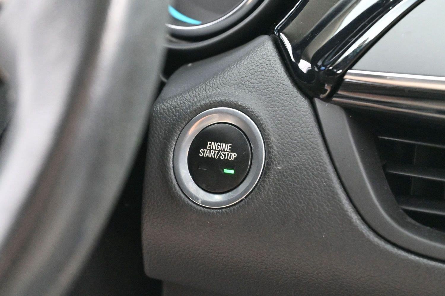 Used 2017 EBONY TWILIGHT METALLIC Buick Essence image 24