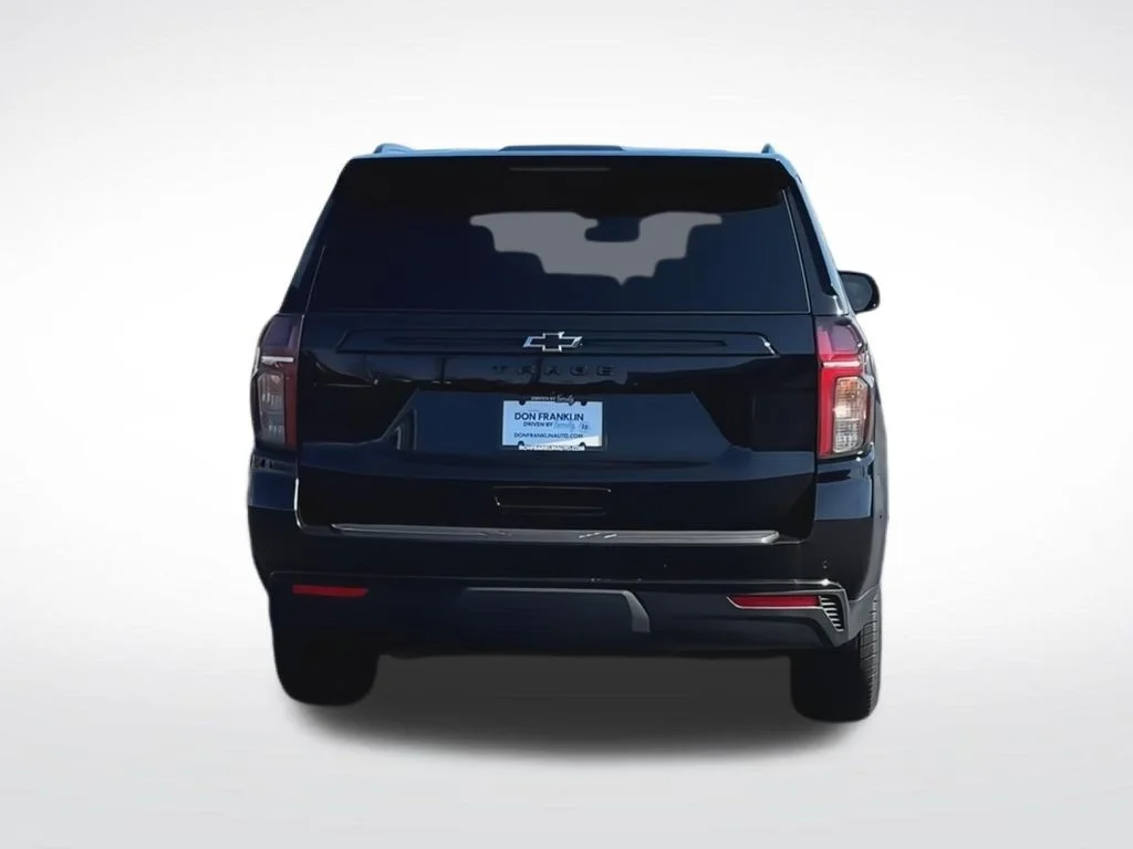 Used 2023 Black Chevrolet Z71 image 8