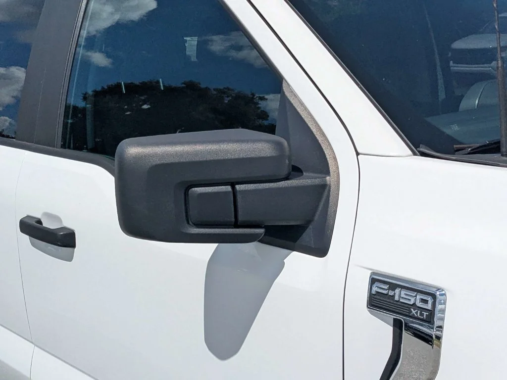 Used 2023 Oxford White Ford XLT image 11