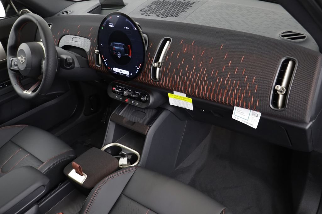 New 2027 C6p MINI Iconic image 20