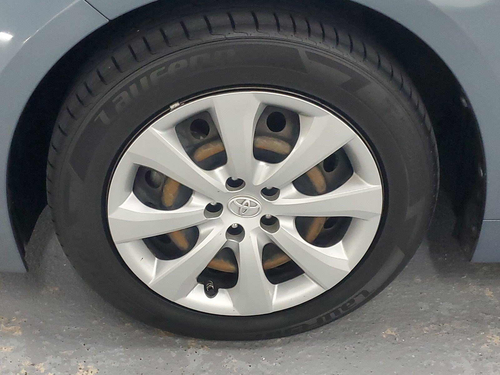 Used 2021 Celestite Toyota LE image 5