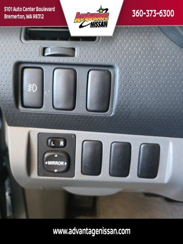 Used 2006 Silver Streak Mica Toyota PreRunner image 20