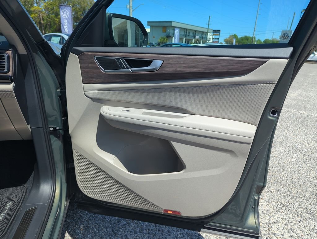 New 2026  Volkswagen SEL image 35