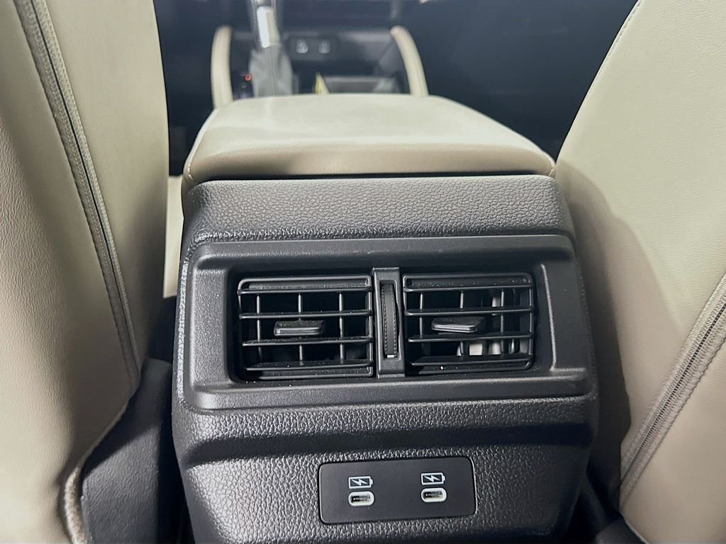 2023 Honda Accord Hybrid Touring - Photo 30