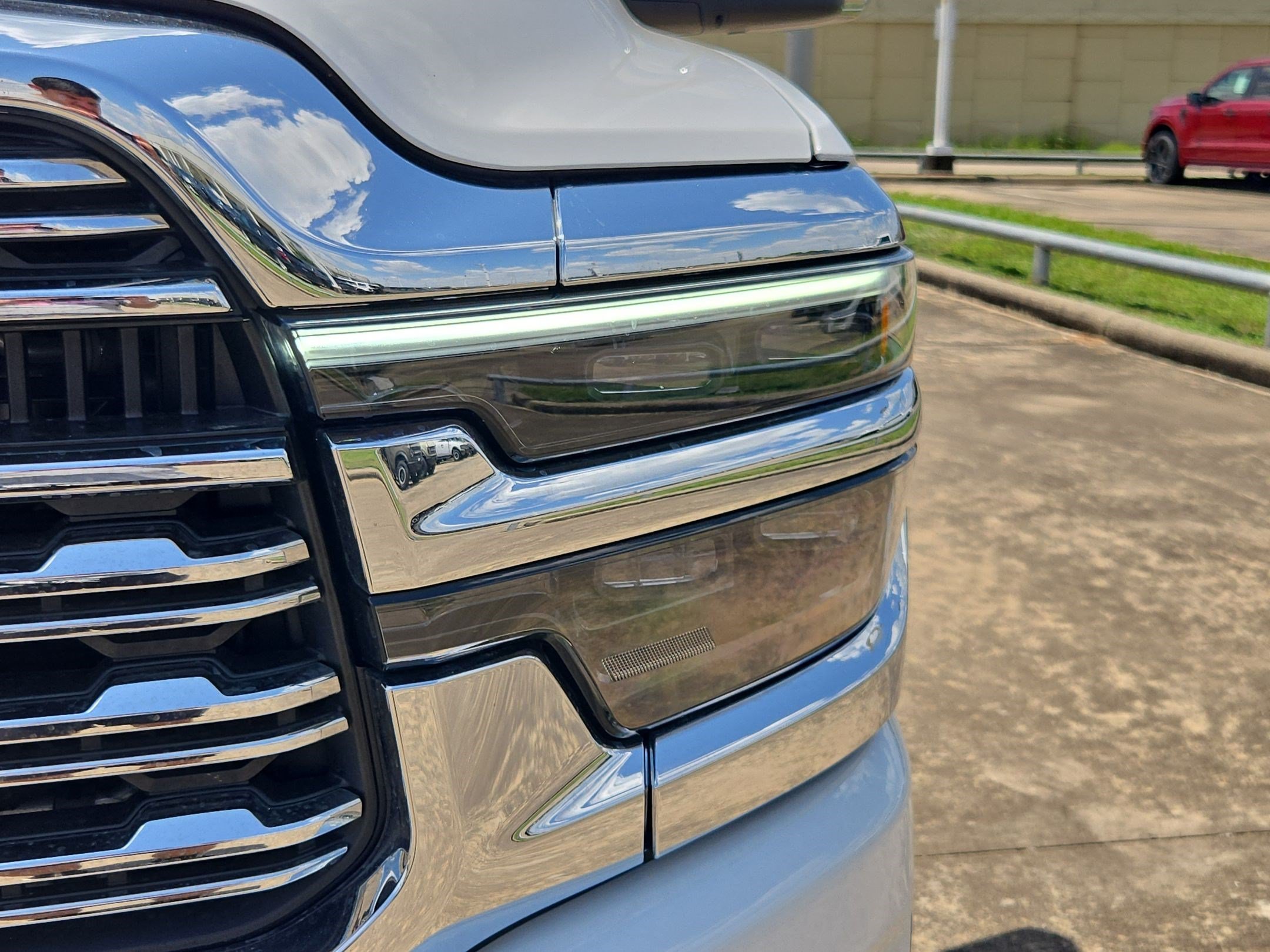 Certified Used 2025 Bright White Clearcoat Ram Limited image 9