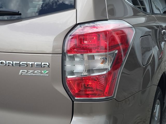 2015 Subaru Forester i Touring - Photo 8