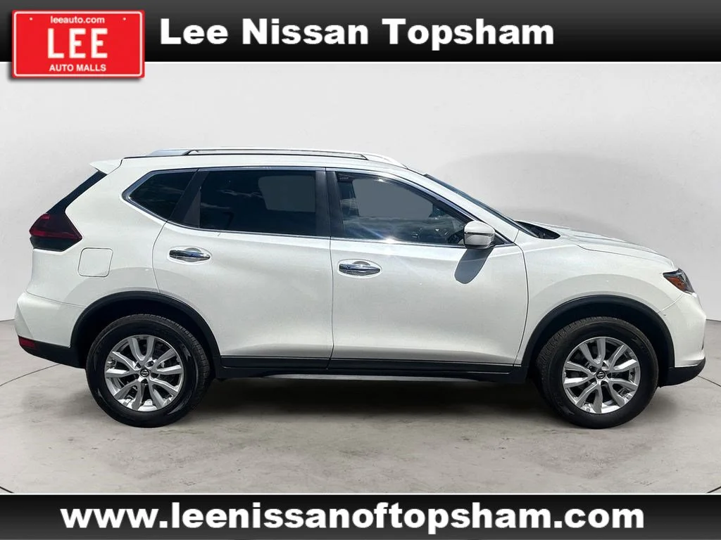 Used 2019 Pearl White Tricoat Nissan SV image 7