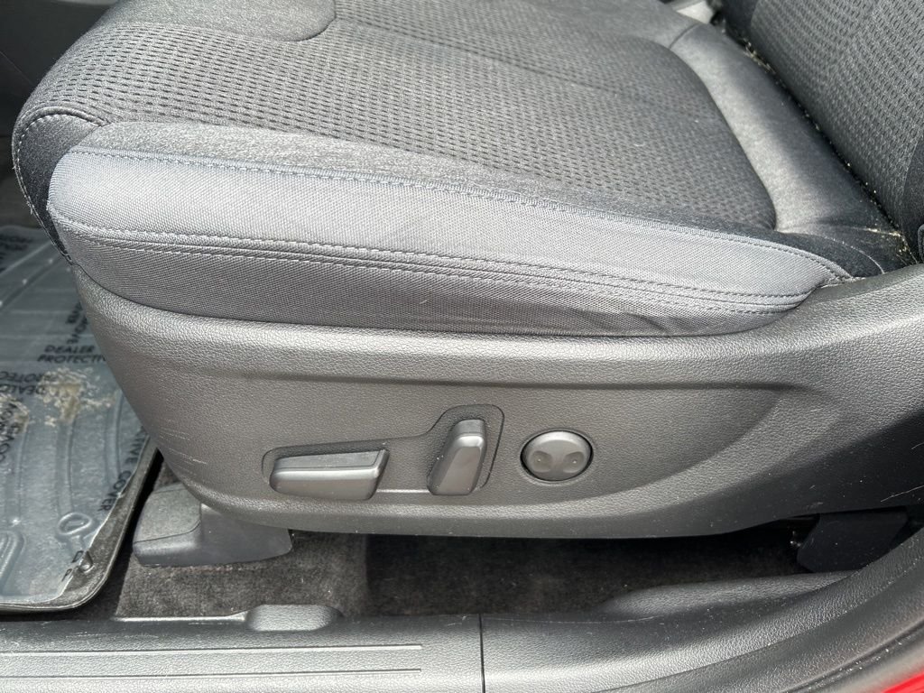Used 2021 Red Hyundai SEL image 16