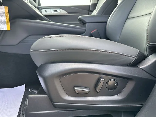 New 2026 Agate Black Metallic Ford Active image 16
