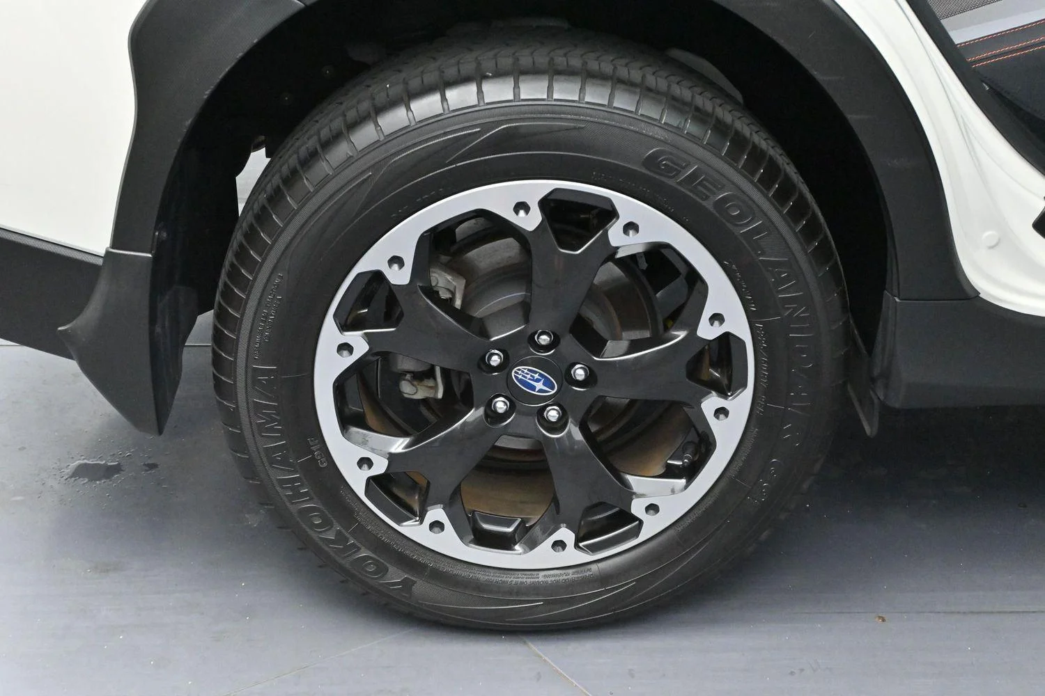 Used 2023 Crystal White Pearl Subaru Premium image 30