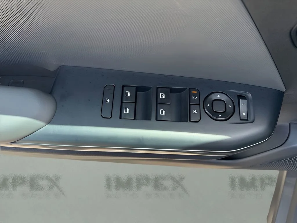 Used 2025 Charcoal Kia LXS image 11