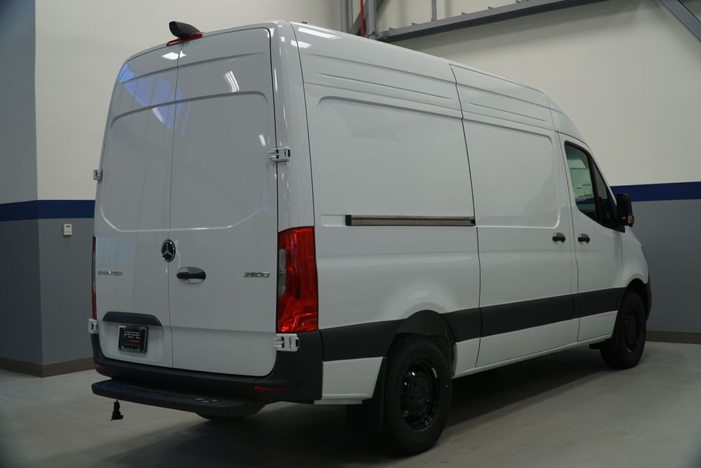 New 2026 Arctic White Mercedes-Benz Cargo 144 WB image 6
