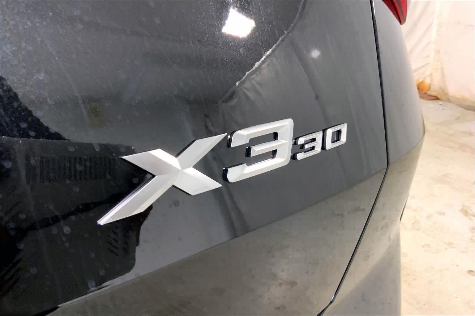 New 2026 Black Sapphire Metallic BMW 30 xDrive image 15