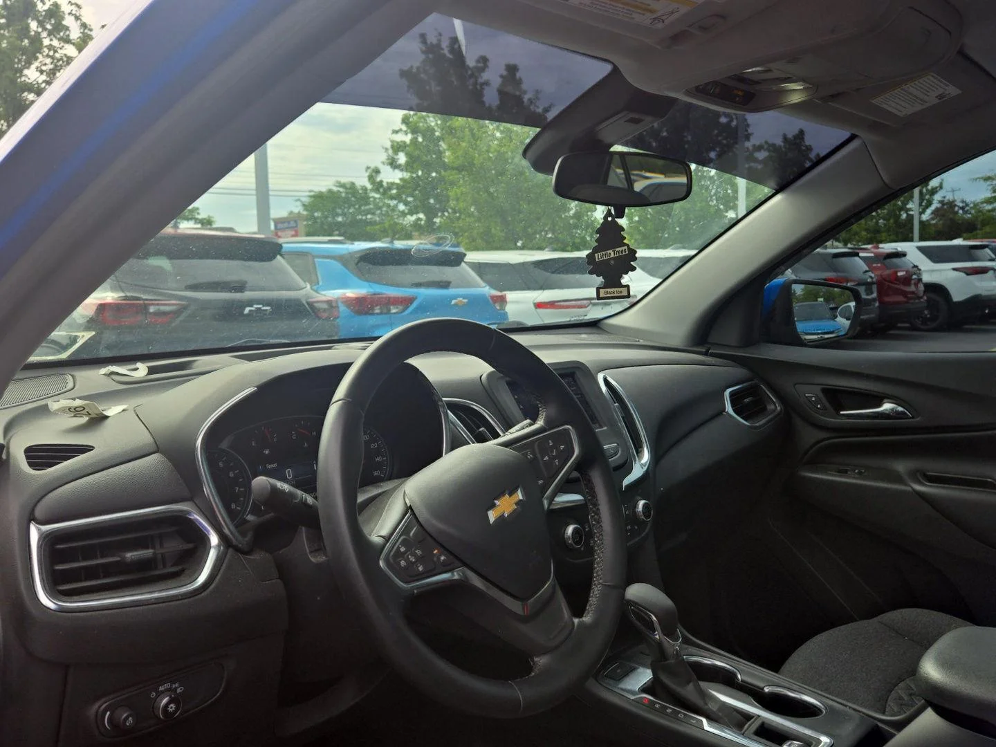 Used 2024 Riptide Blue Metallic Chevrolet LT image 2