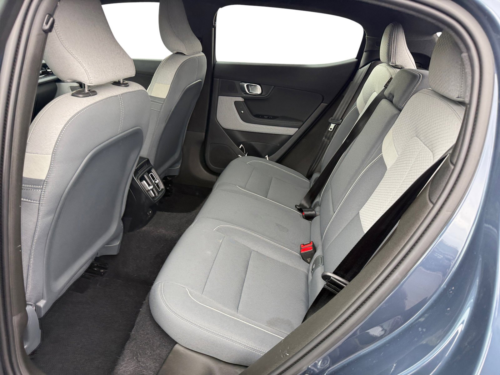 Used 2023 Midnight Metallic Polestar Long Range Dual Motor image 16