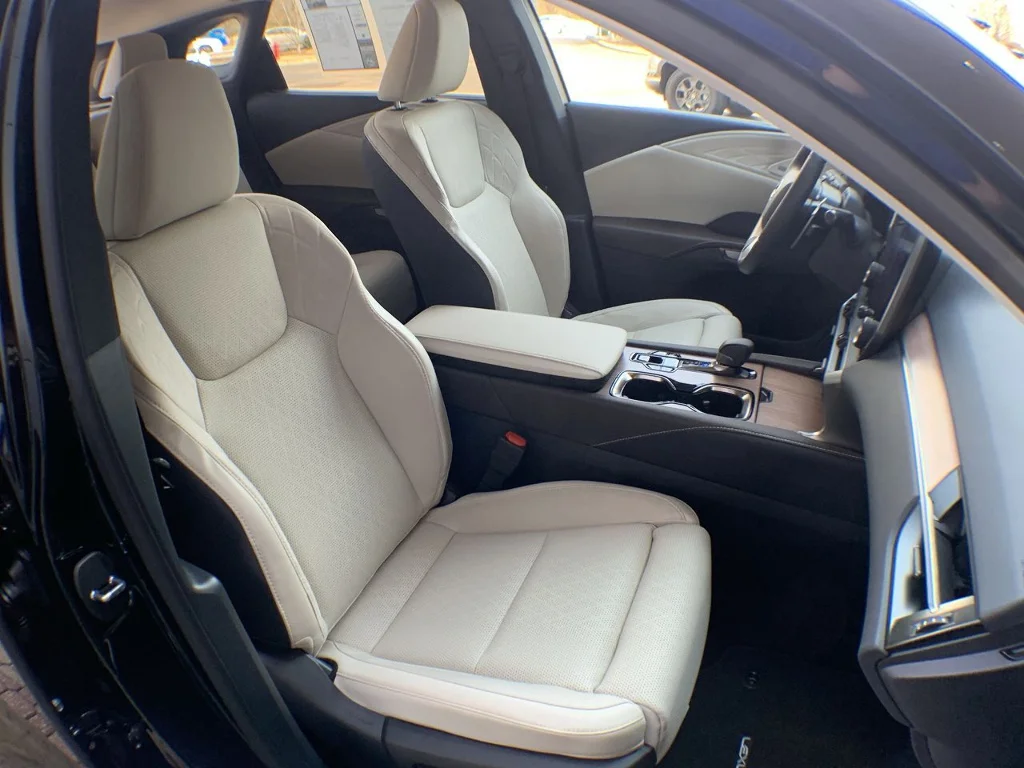 2026 Lexus RX PHEV 450h+ - Photo 25