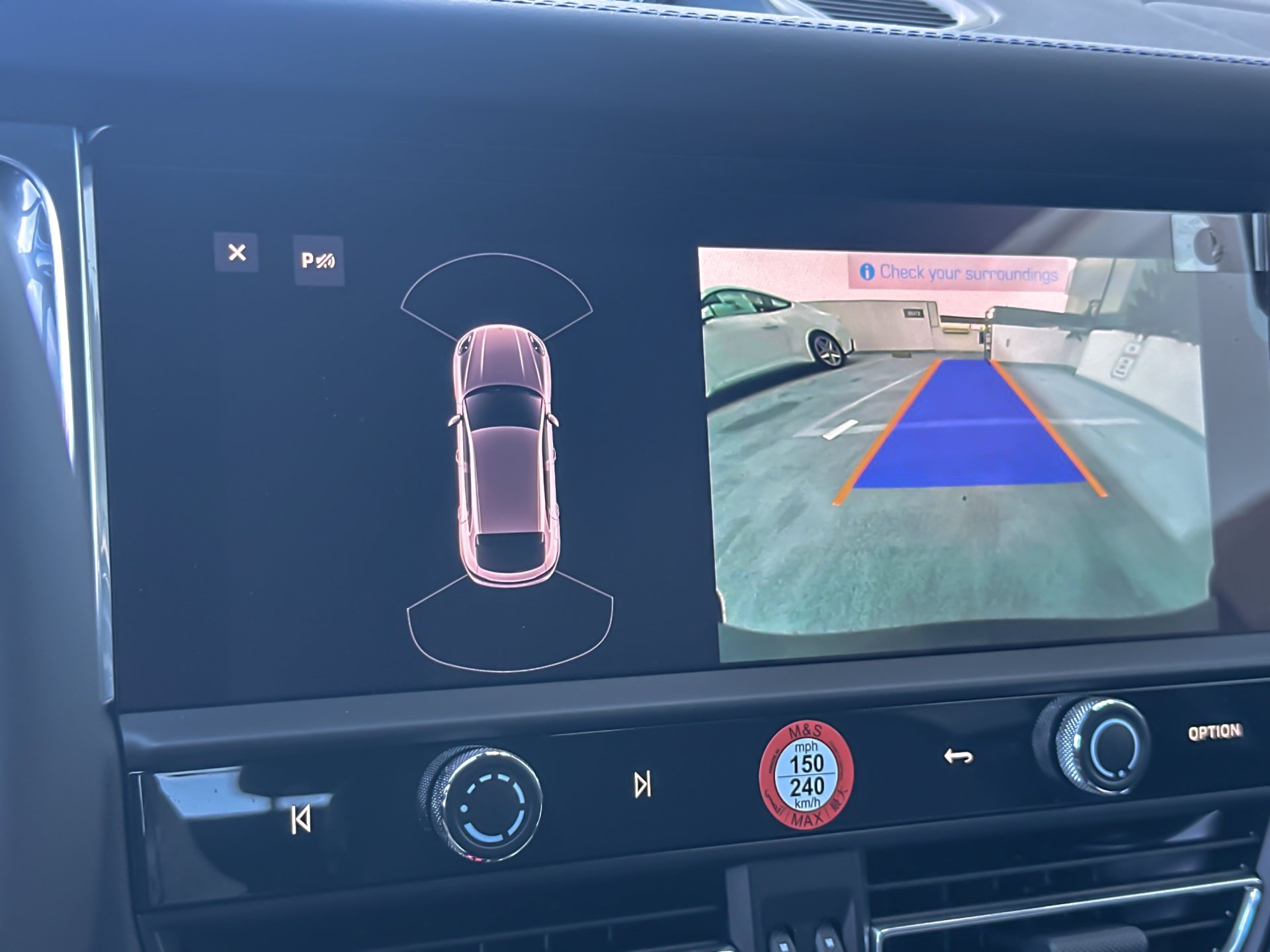 2026 Porsche Macan S - Photo 18