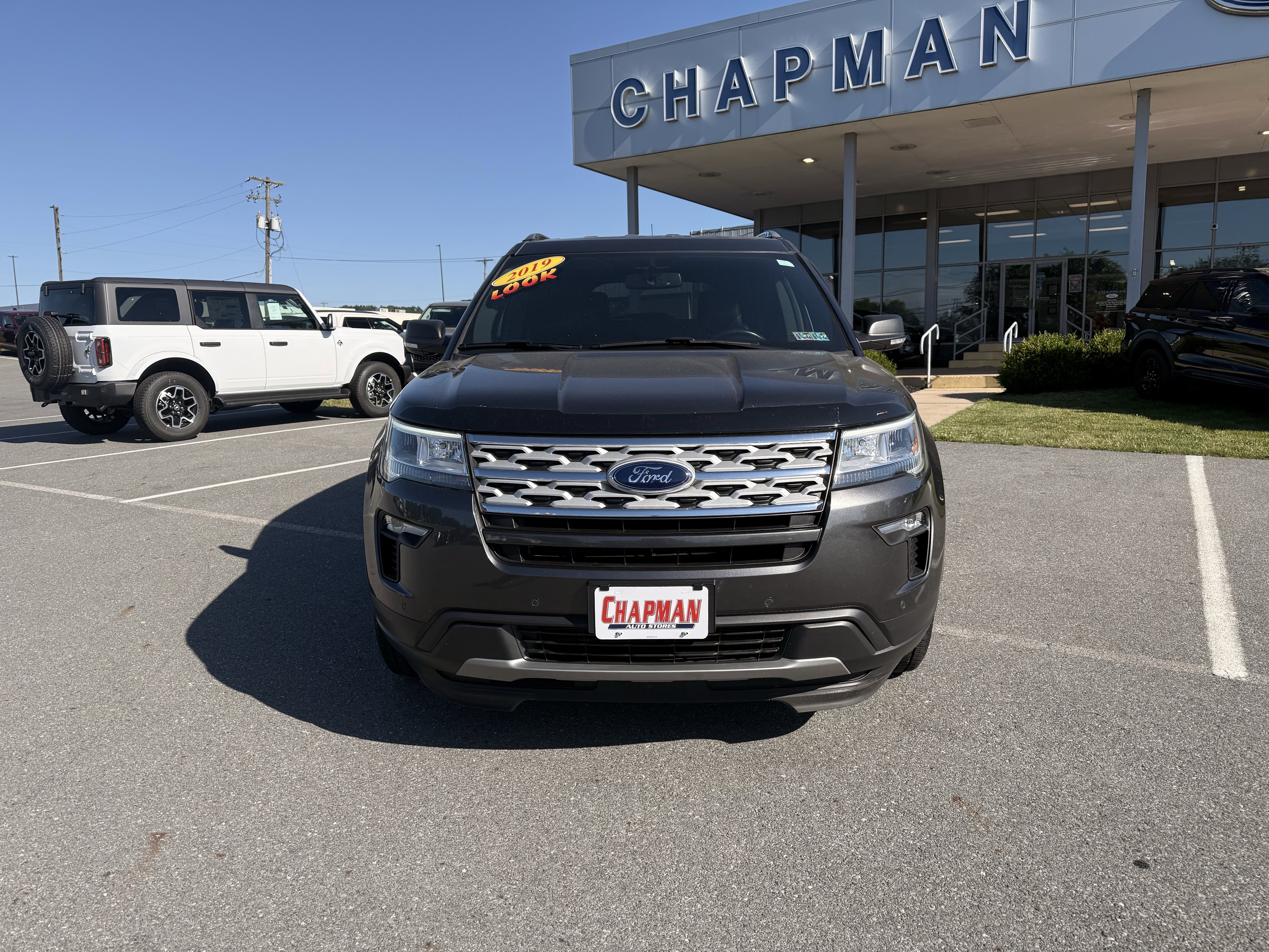 Used 2019 Magnetic Ford XLT image 3