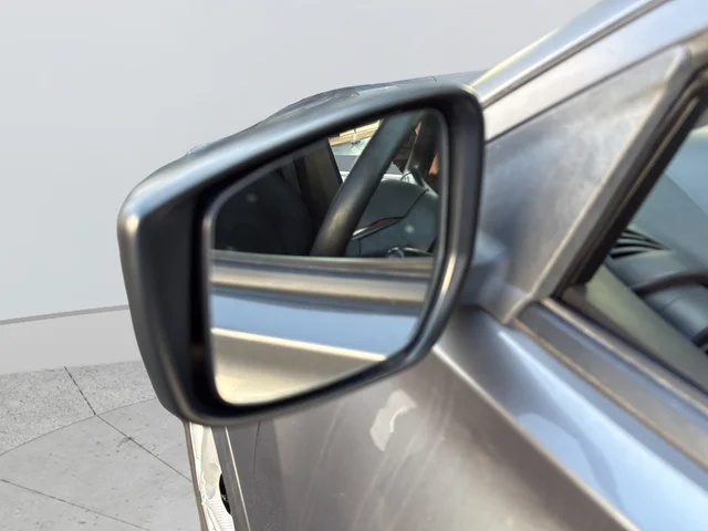 Used 2023 Gray Nissan S image 27