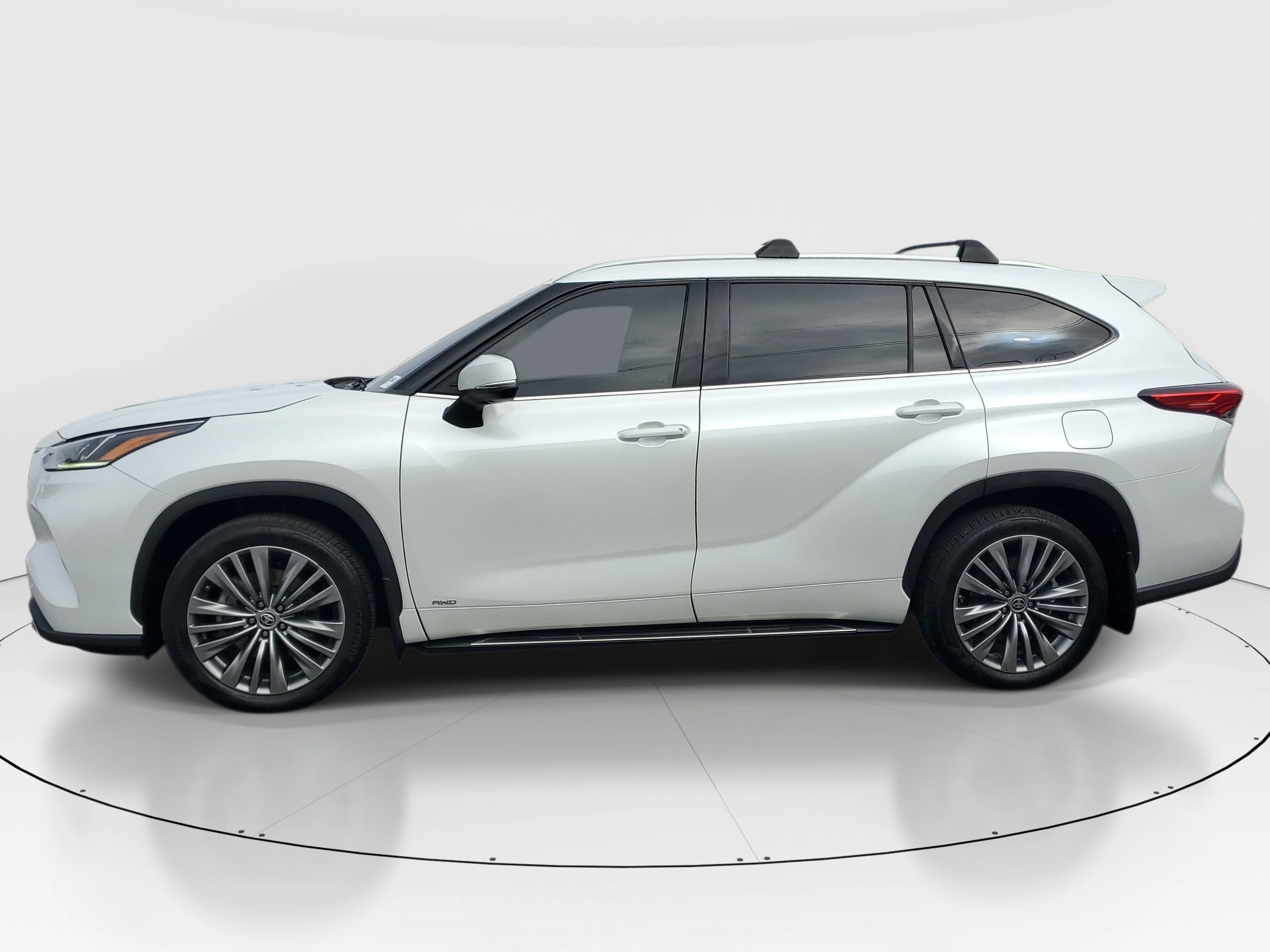 Certified Used 2022 Beige Toyota Platinum image 2