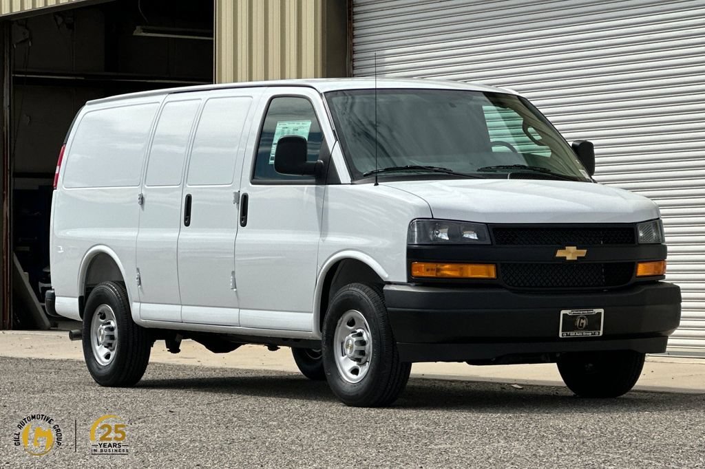 2026 Chevrolet Express Cargo