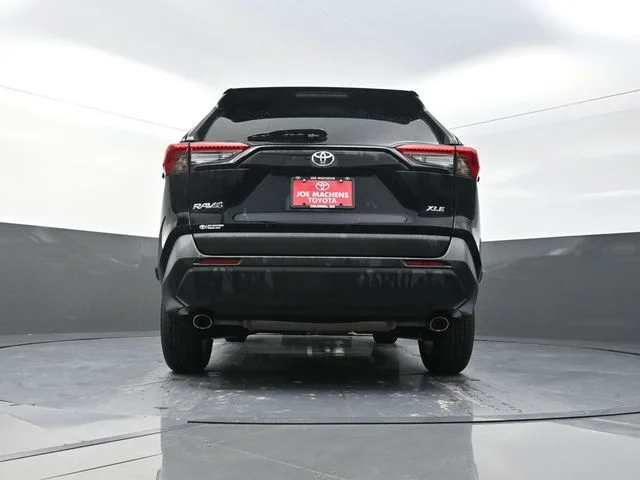 Used 2024 Black Toyota XLE image 35