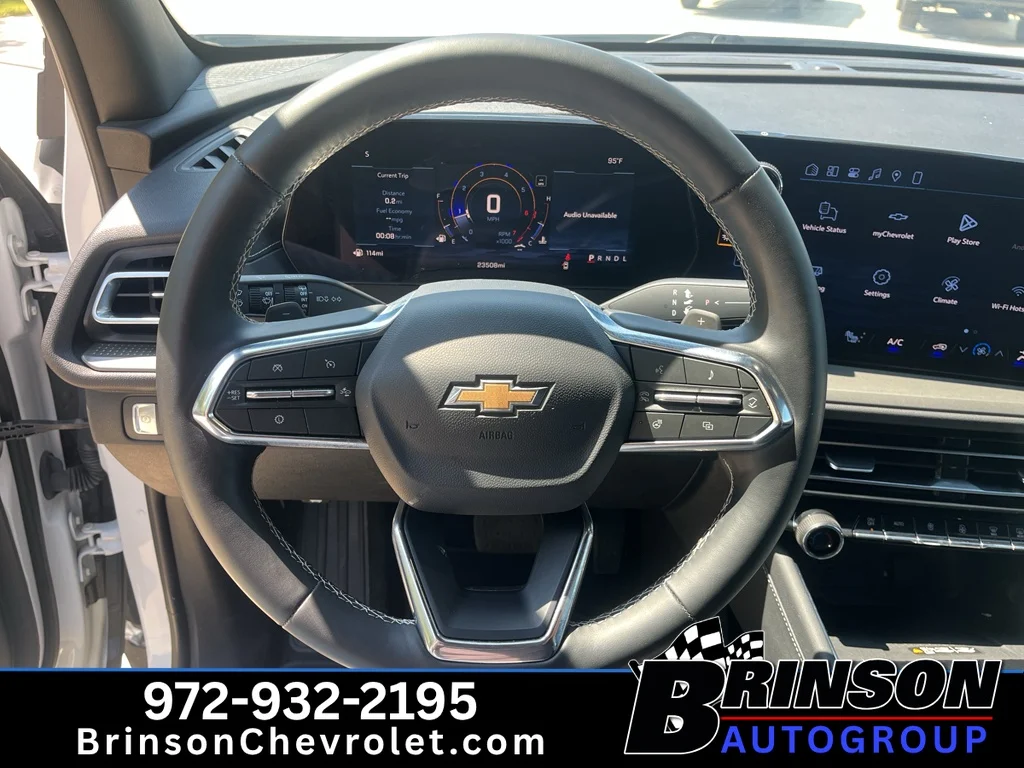Used 2026 Summit White Chevrolet LT image 11