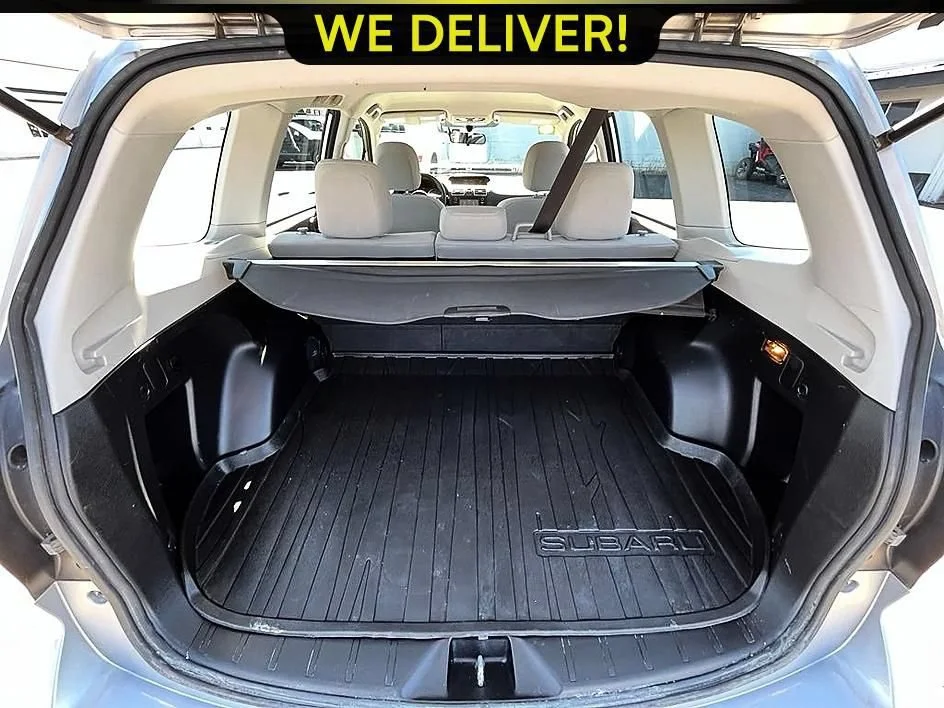 Used 2018  Subaru BASE image 17