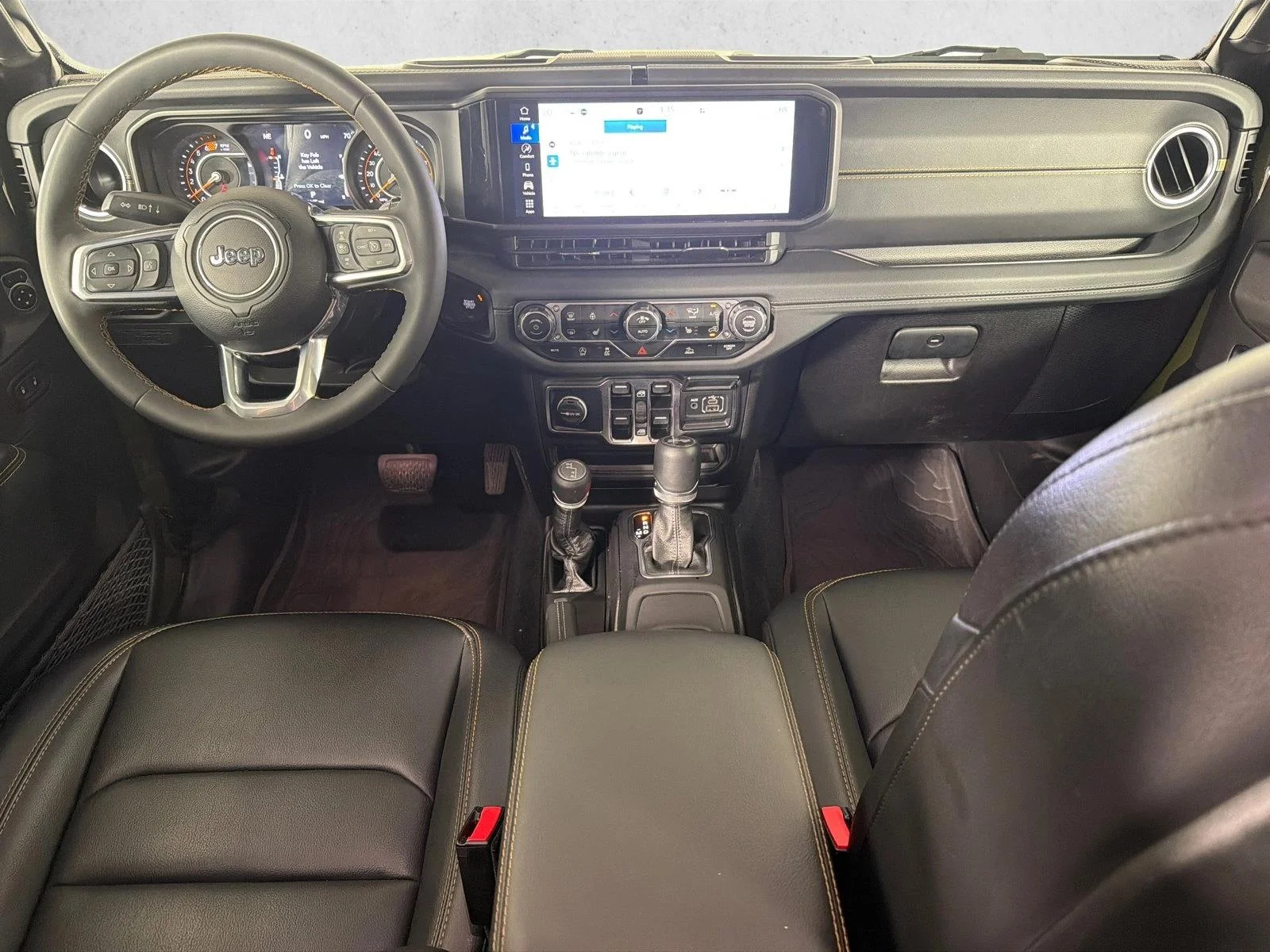 Used 2024 Green Jeep Sahara image 23