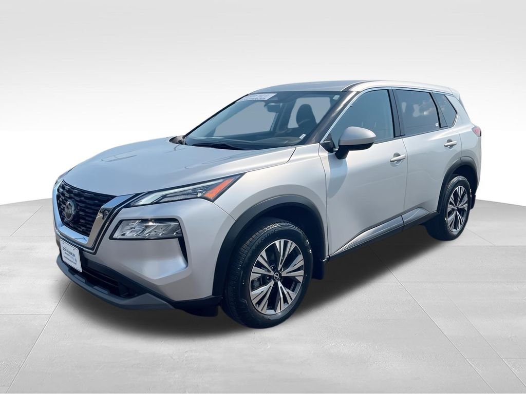 Used 2023 Silver Nissan SV image 4