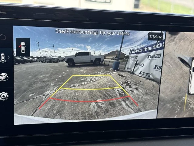 Used 2025 White Hyundai Limited image 41