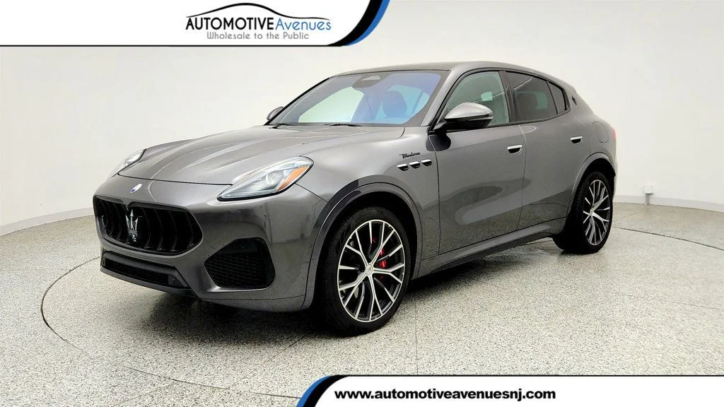 Used 2023 Grigio Lava Metallic Maserati Modena AWD image 1