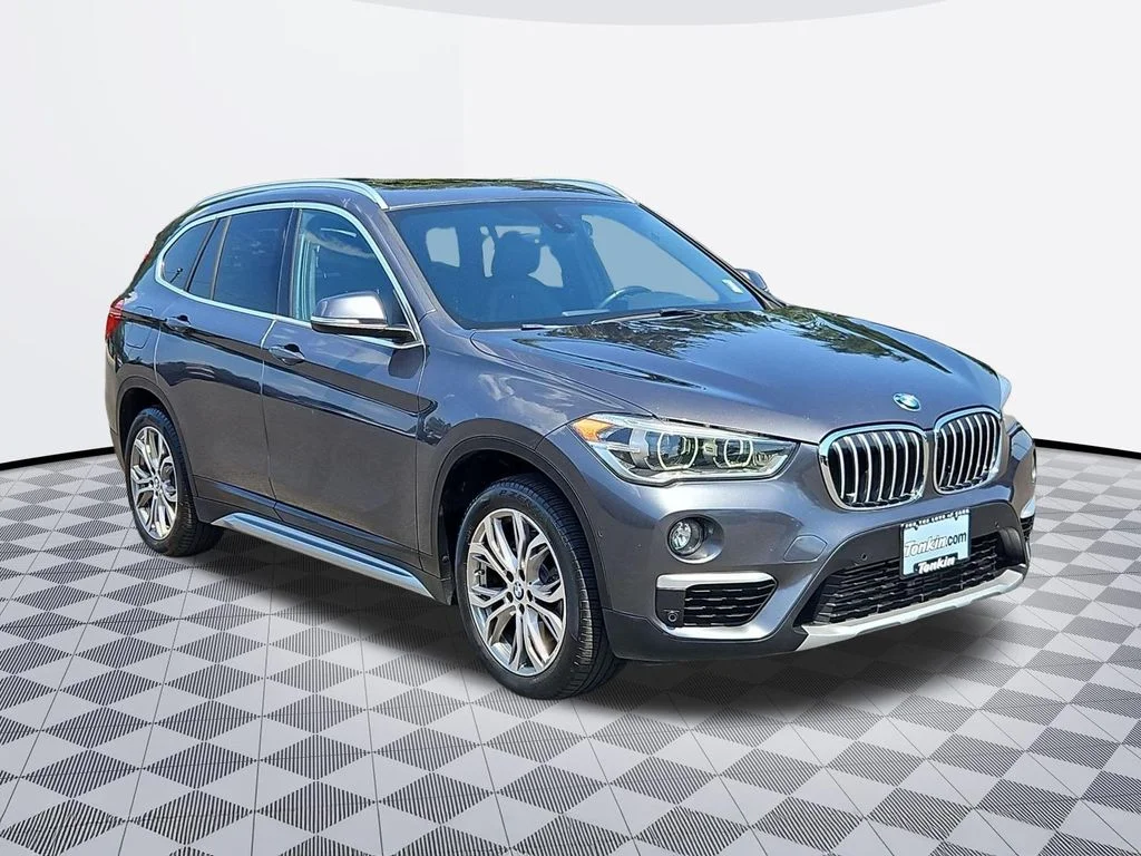 Used 2017 Mineral Gray Metallic BMW xDrive28i image 8