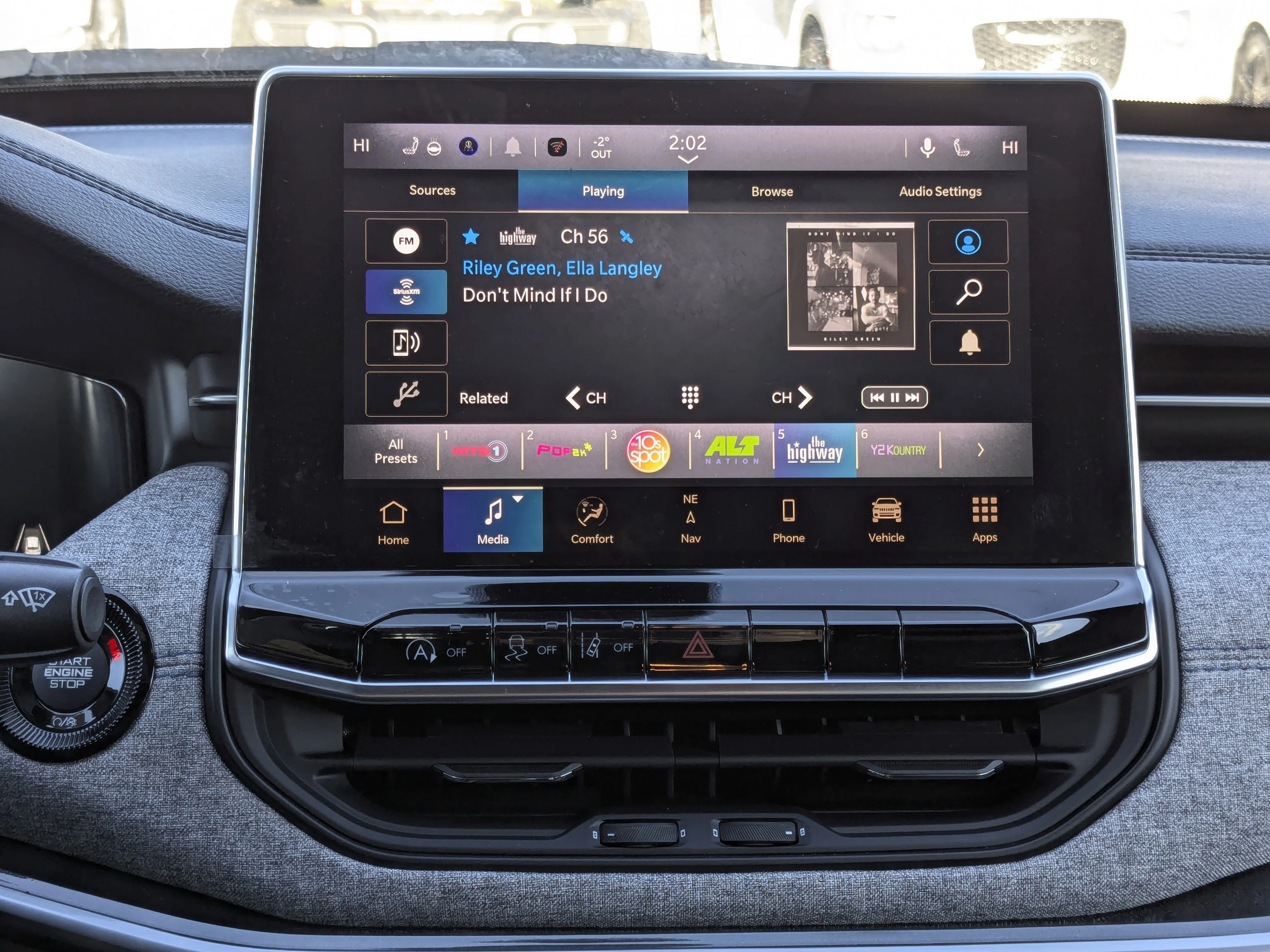 New 2026 Red Jeep North - Front heated seats - Forward Collision Warning - Uconnect 5 with 10.1?inch display image 20