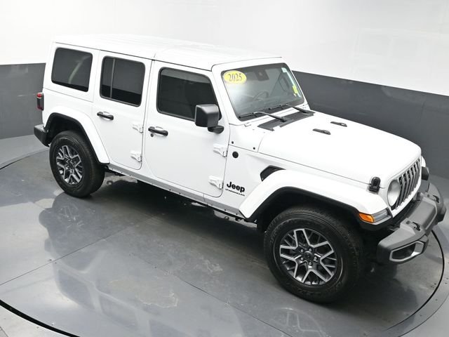 Used 2025 White Jeep Sahara image 50