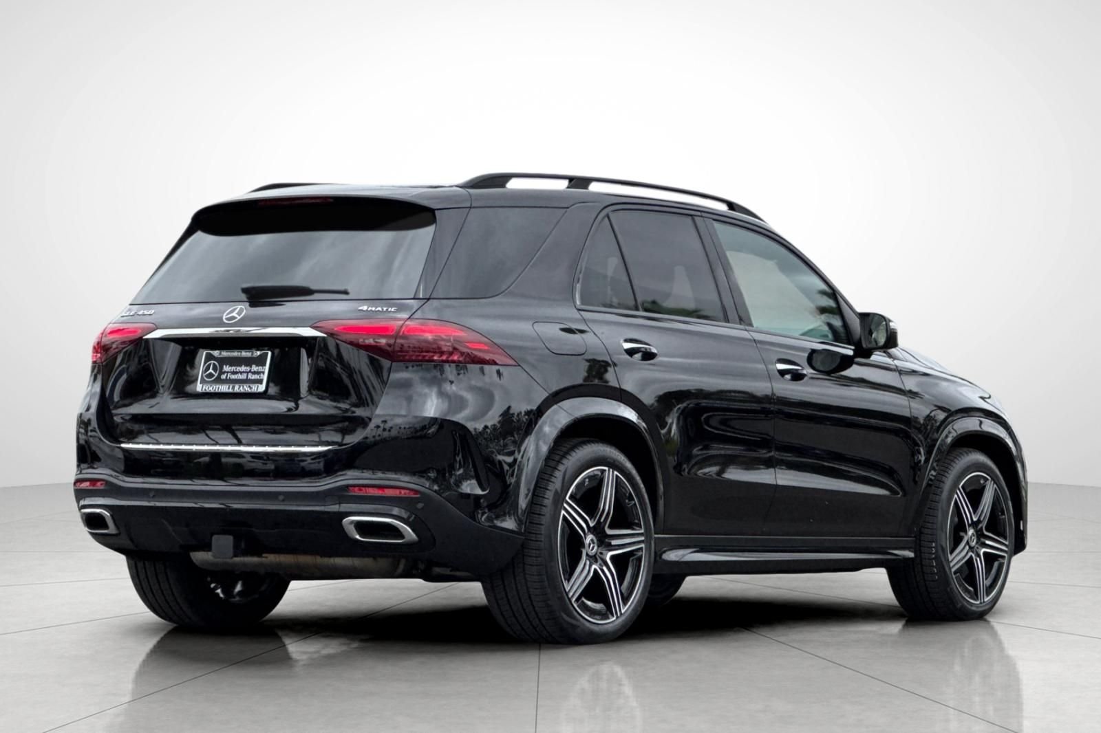 Certified Used 2025  Mercedes-Benz GLE 450 image 2