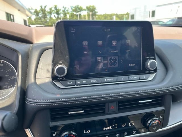 Used 2023 Blue Nissan SV image 16
