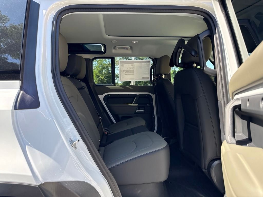 New 2026 White Land Rover S image 15