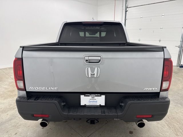 Used 2023 Silver Honda RTL image 6
