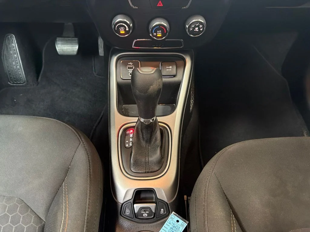 Used 2018 Olive Green Pearlcoat Jeep Sport image 22