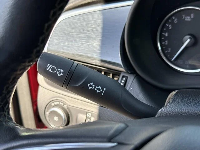 Used 2018 Red Buick Premium II image 41
