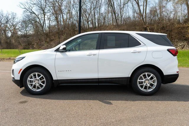 Used 2023 White Chevrolet LT image 9