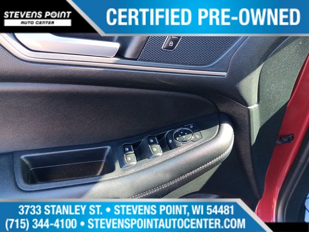 Used 2023 Rapid Red Metallic Tinted Clearcoat Ford SEL image 15