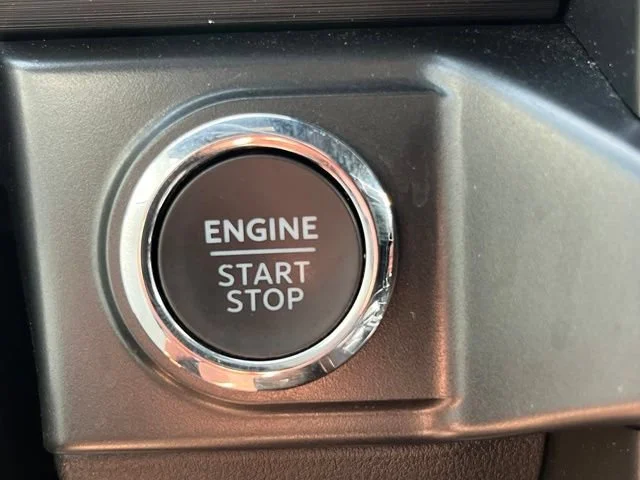 Used 2024 Gray Ford XLT image 37