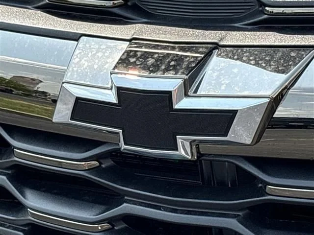 New 2025 Sterling Gray Metallic Chevrolet ACTIV image 27