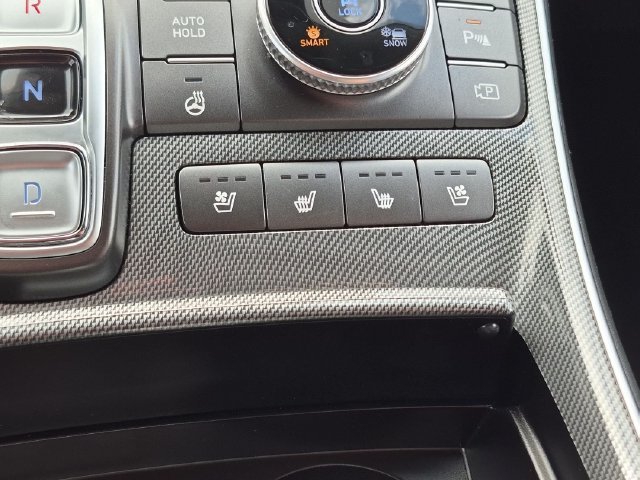 2023 Hyundai Santa Fe Limited - Photo 22