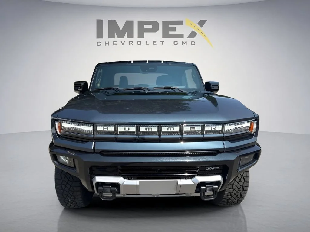 Used 2026 Graphite Blue Metallic GMC 2X image 9